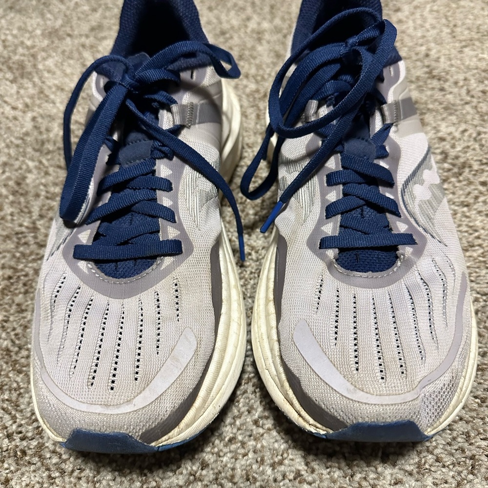 Women’s Saucony Tempus Running Shoex